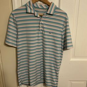 Vineyard Vines Men’s small performance collard shirt.